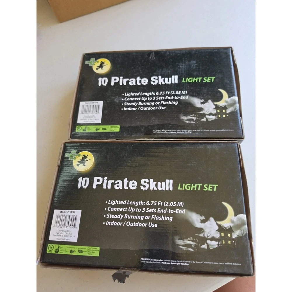2 BOXES VTG ALL HALLOWS EVE HALLOWEEN 10 MOLDED PIRATE SKULL STRING LIGHTS SET